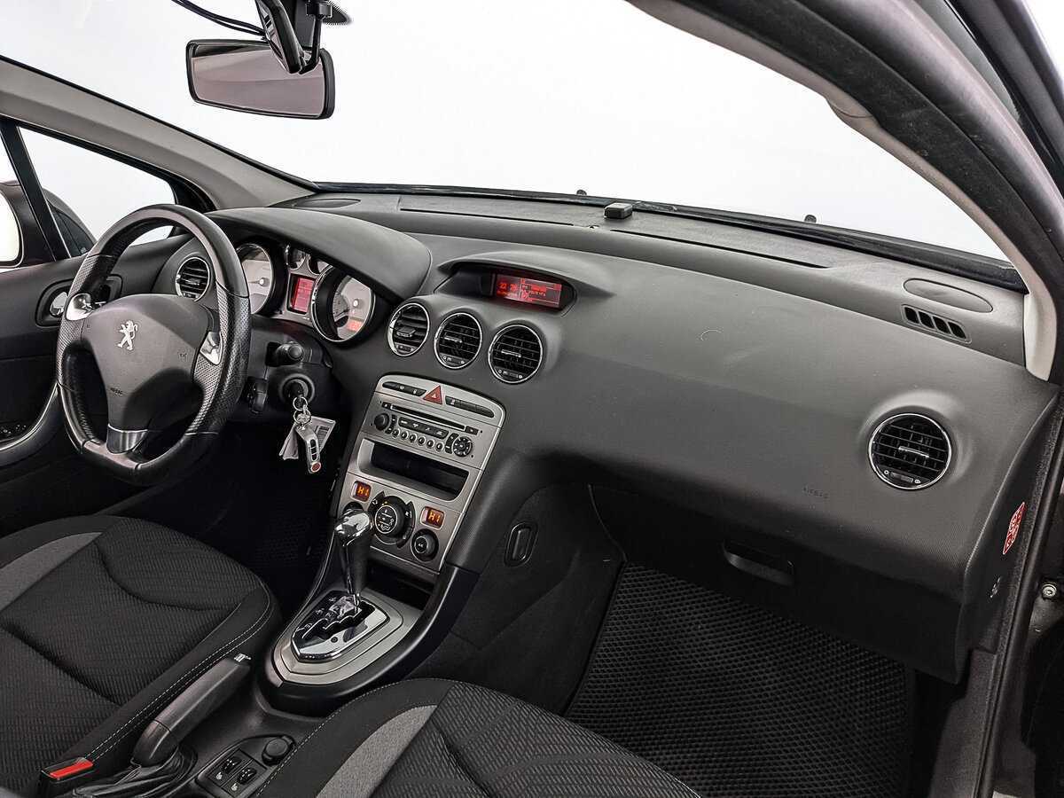 Peugeot 408 с пробегом — 2016 год. Фото: #10