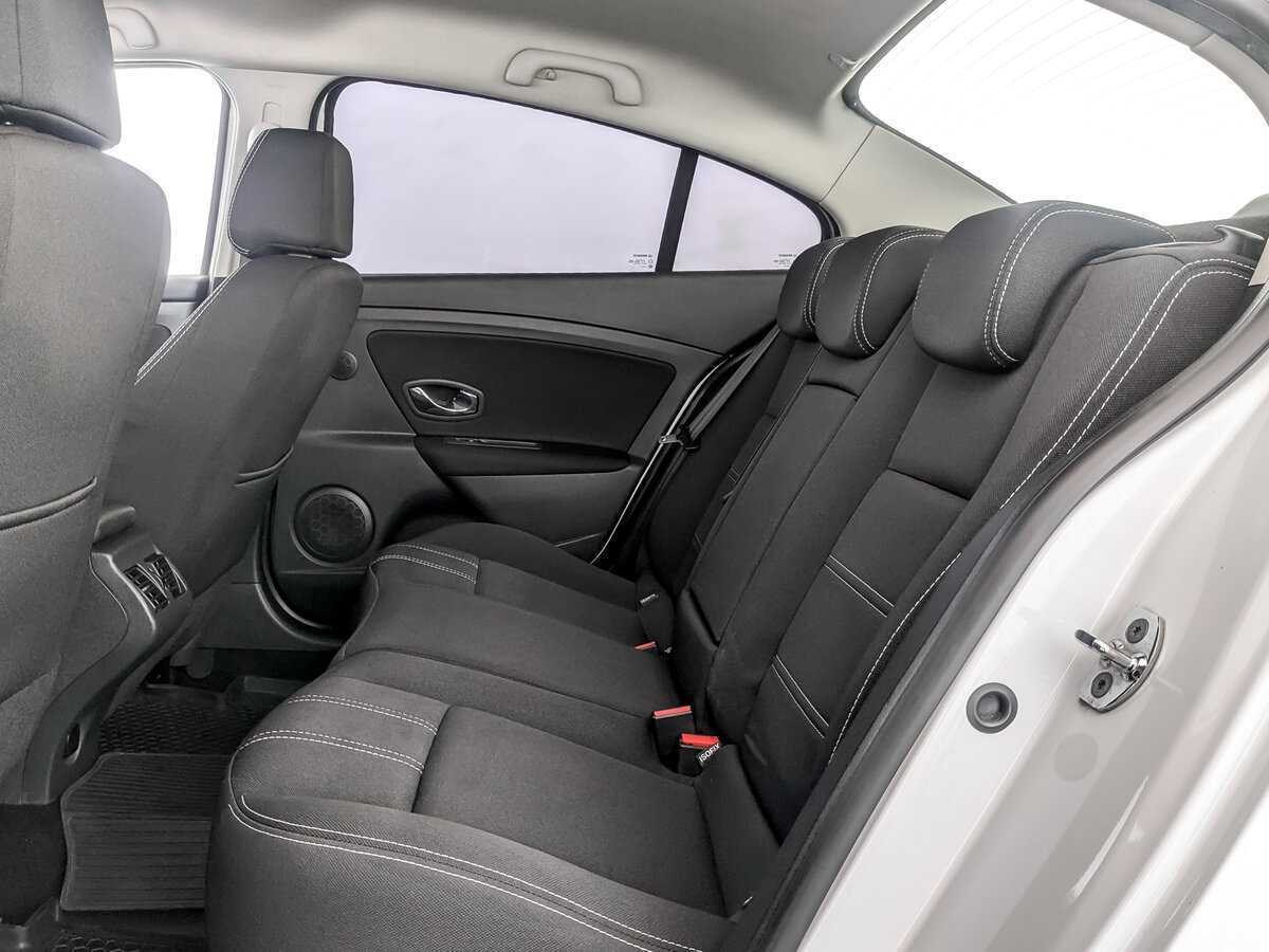 Renault Fluence с пробегом — 2013 год. Фото: #11
