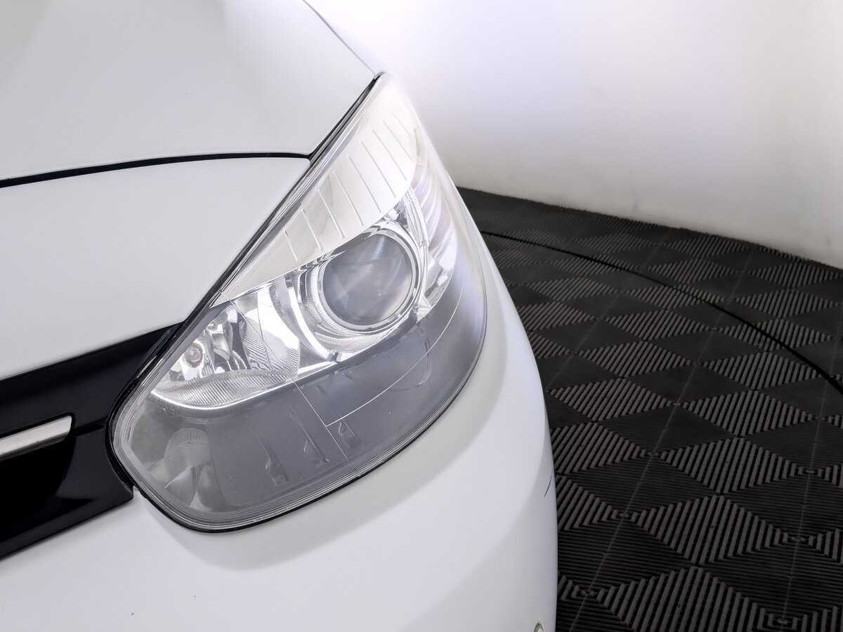 Renault Fluence с пробегом — 2013 год. Фото: #16
