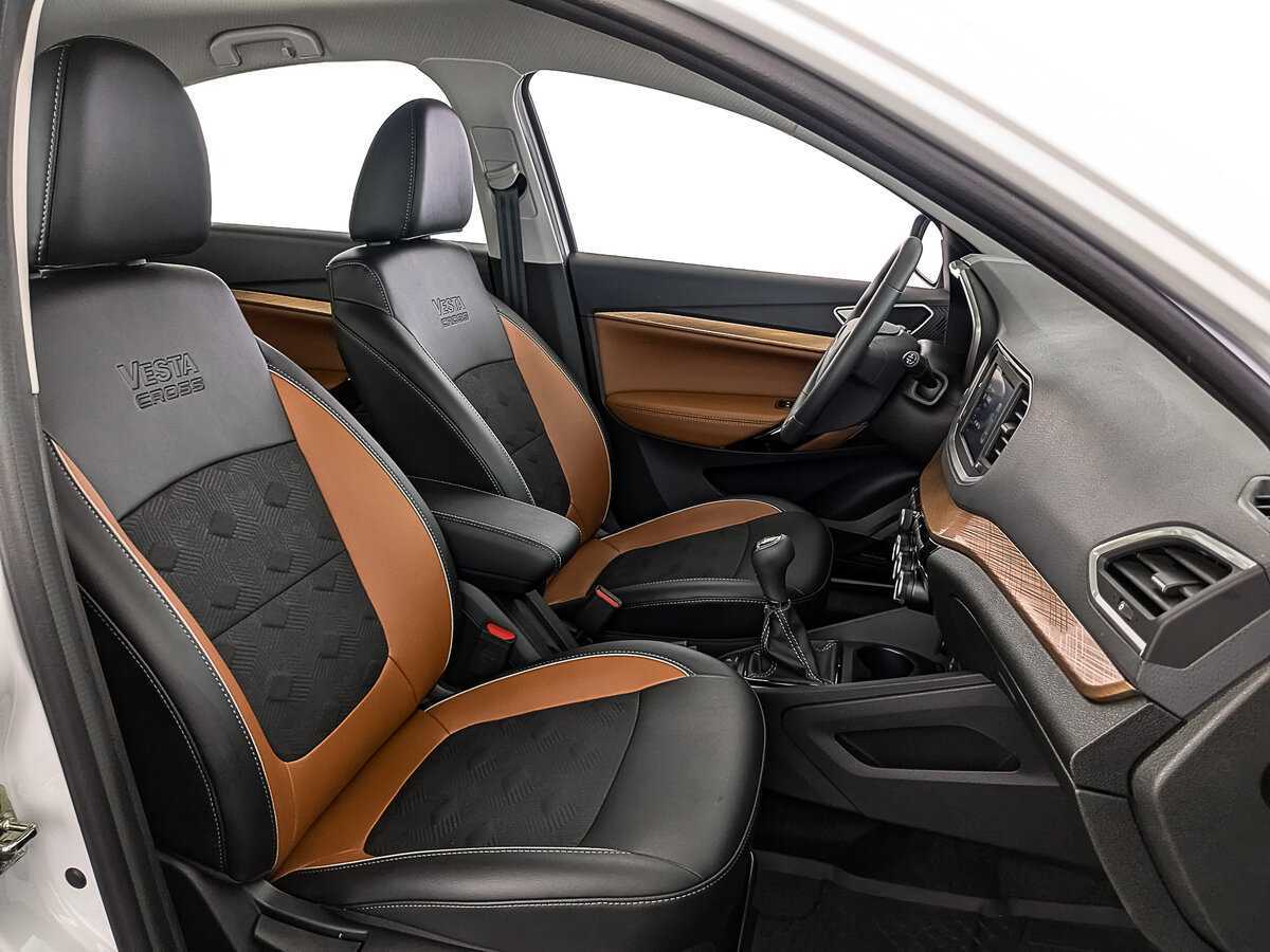 Lada (ВАЗ) Vesta с пробегом — 2024 год. Фото: #23