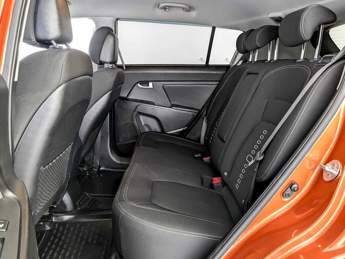 Kia Sportage с пробегом — 2013 год. Фото: #11