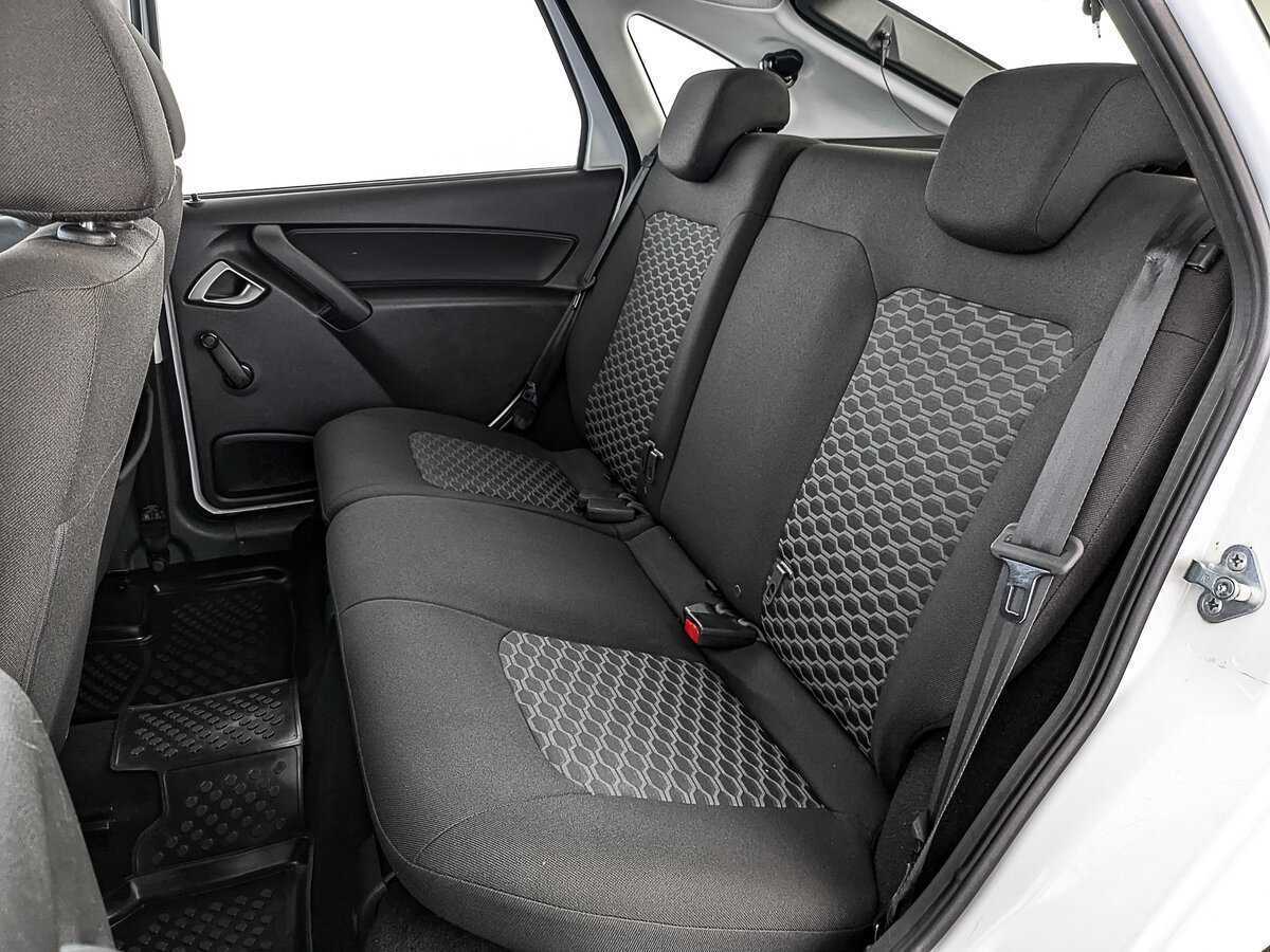 Lada (ВАЗ) Granta с пробегом — 2023 год. Фото: #11