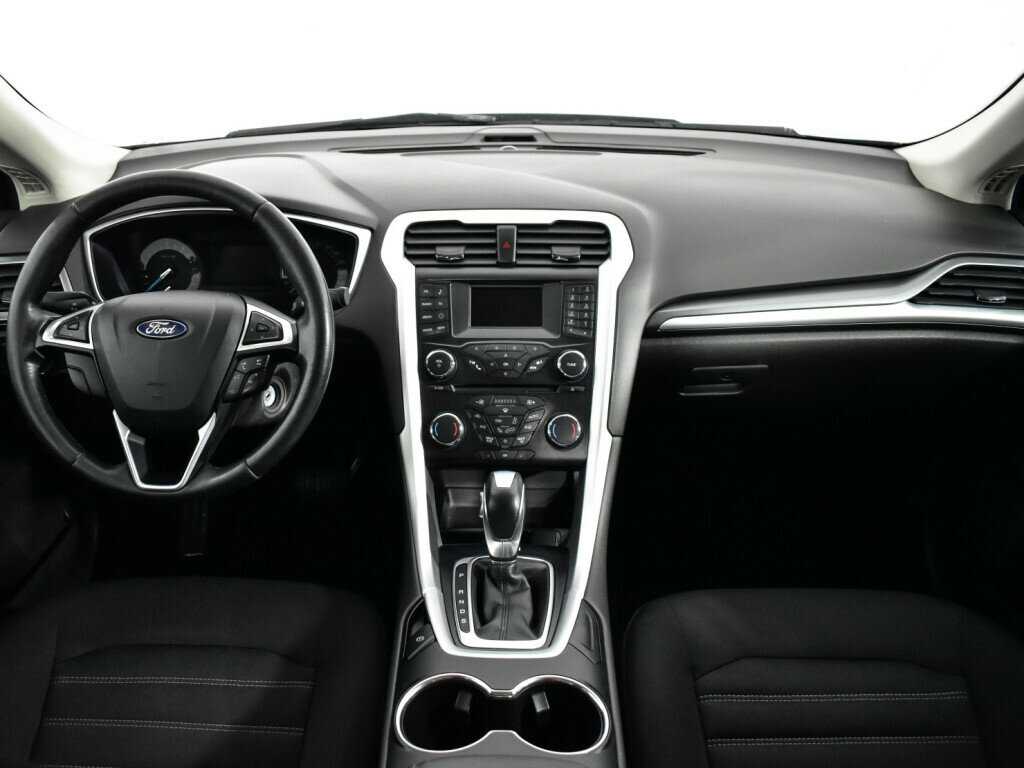 Ford Mondeo с пробегом — 2017 год. Фото: #11