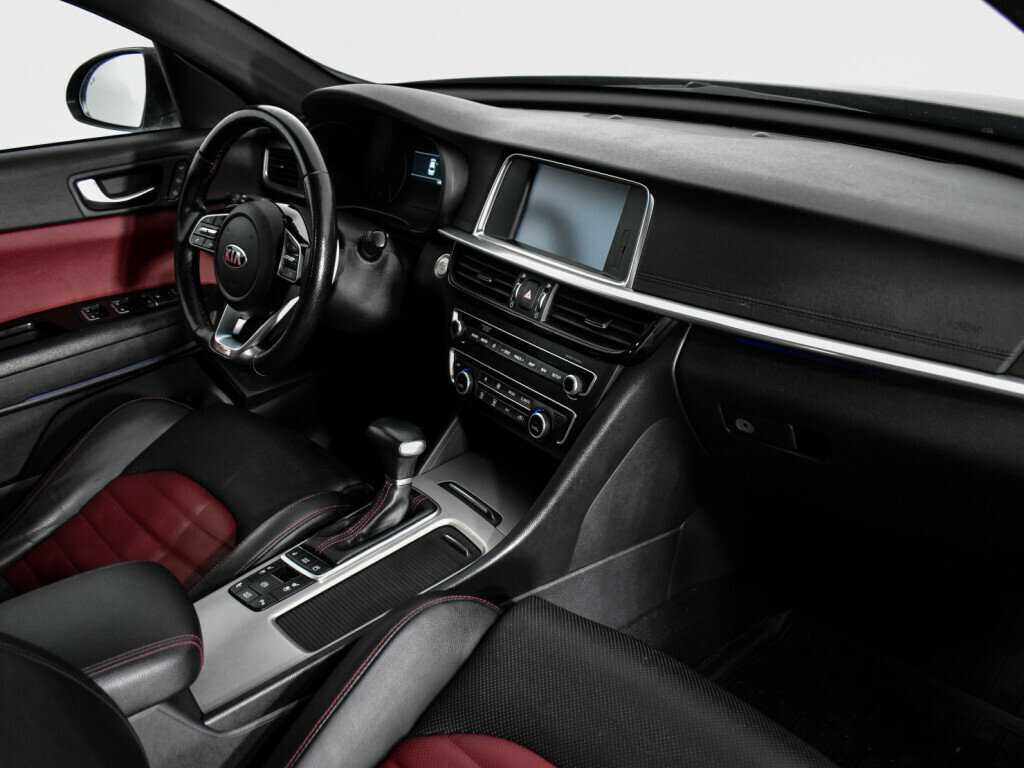 Kia Optima с пробегом — 2018 год. Фото: #12