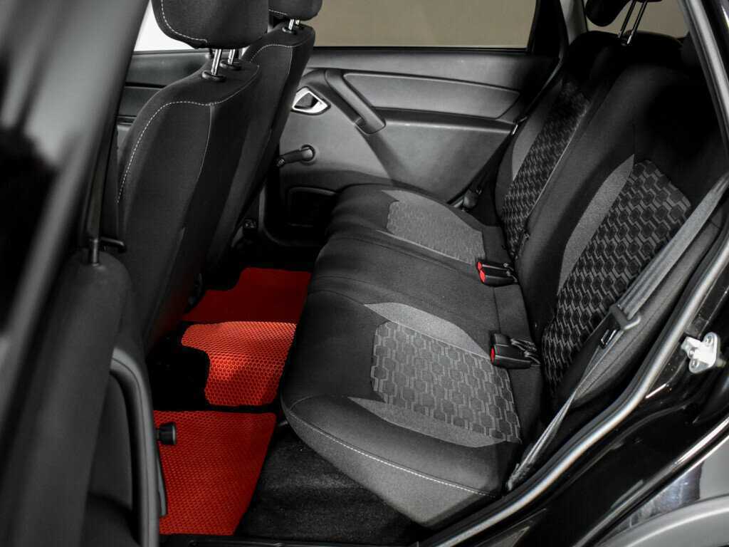 Lada (ВАЗ) Granta с пробегом — 2023 год. Фото: #9