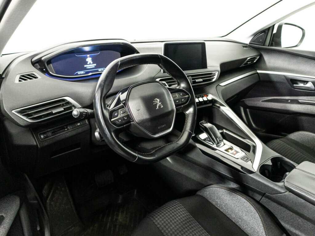 Peugeot 3008 с пробегом — 2017 год. Фото: #10