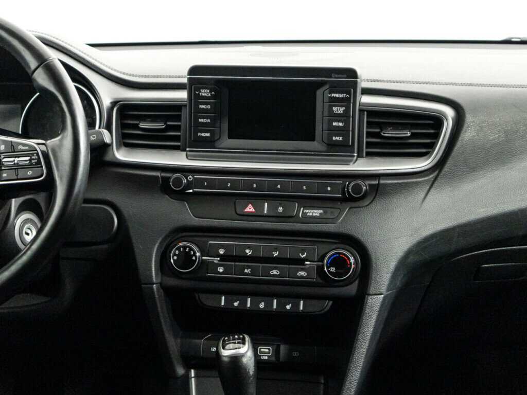 Kia Ceed с пробегом — 2019 год. Фото: #13