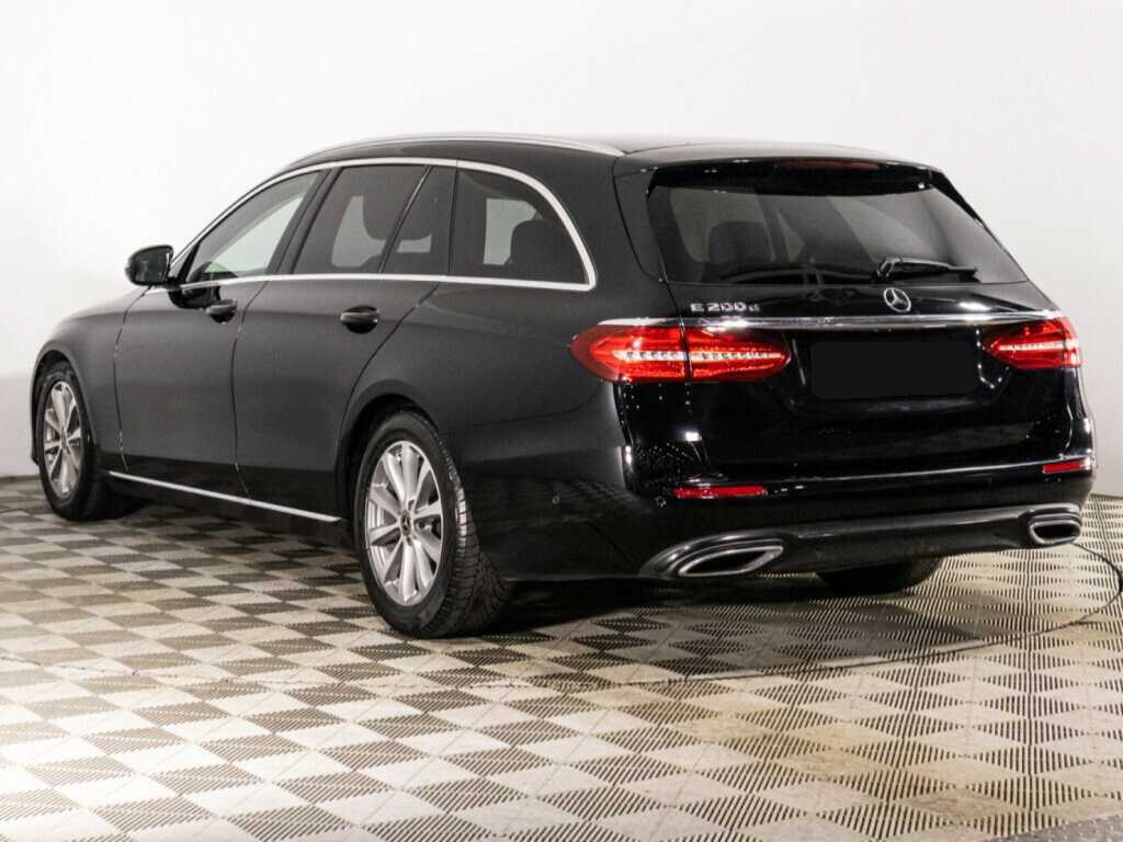 Mercedes-Benz E-Класс с пробегом — 2018 год. Фото: #6