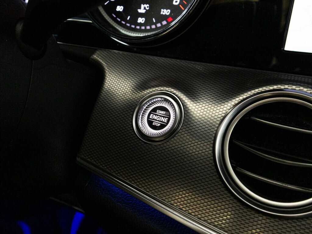 Mercedes-Benz E-Класс с пробегом — 2018 год. Фото: #20