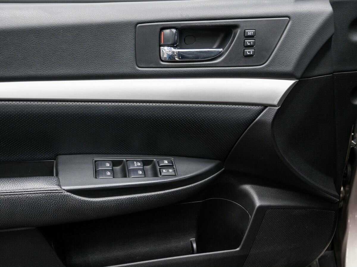 Subaru Outback с пробегом — 2012 год. Фото: #14