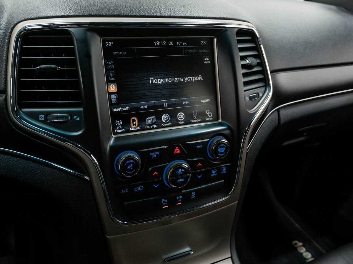 Jeep Grand Cherokee с пробегом — 2013 год. Фото: #20