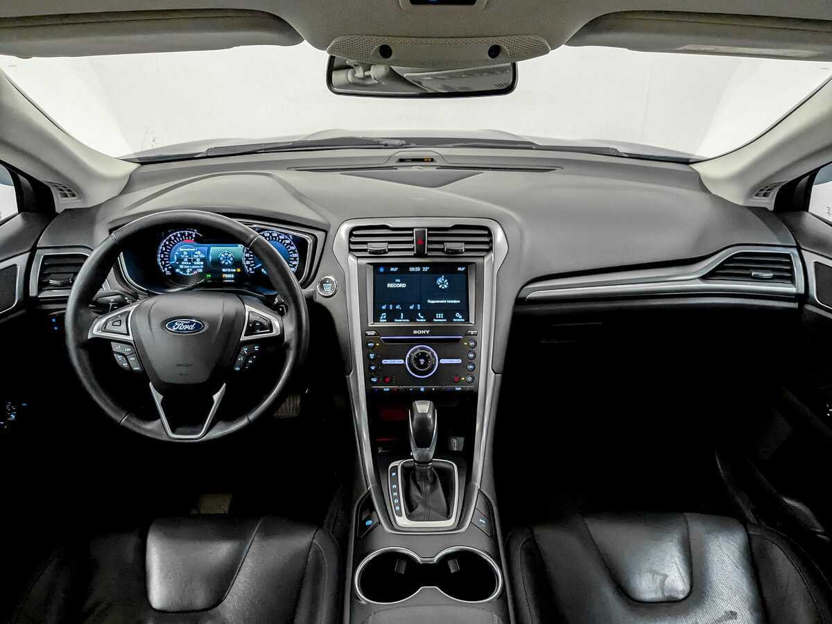 Ford Mondeo с пробегом — 2017 год. Фото: #13