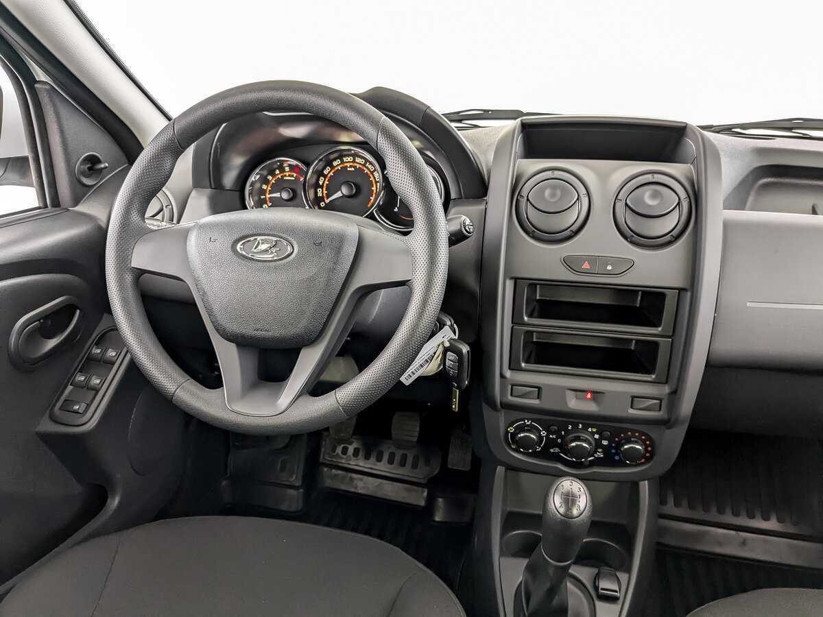 Lada (ВАЗ) Largus с пробегом — 2024 год. Фото: #22