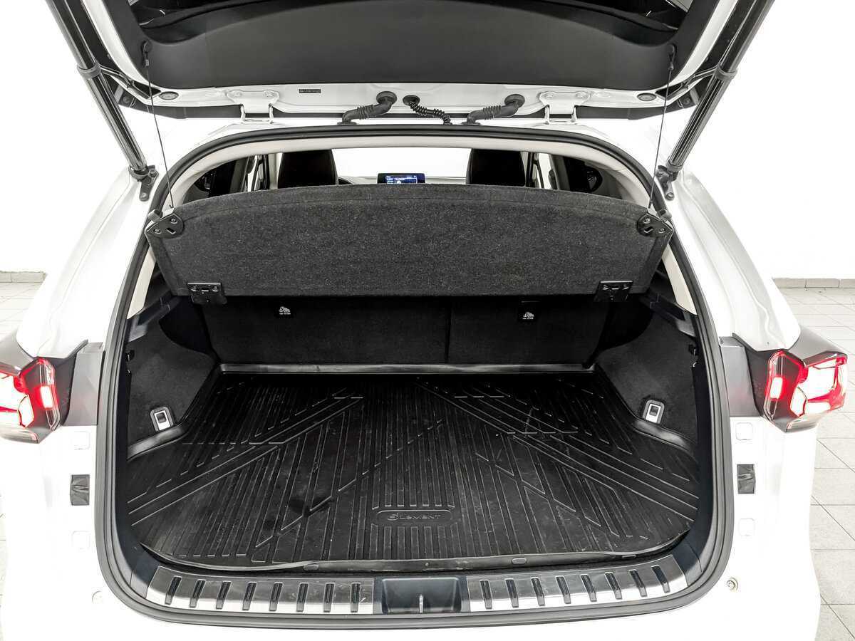 Lexus NX с пробегом — 2018 год. Фото: #9