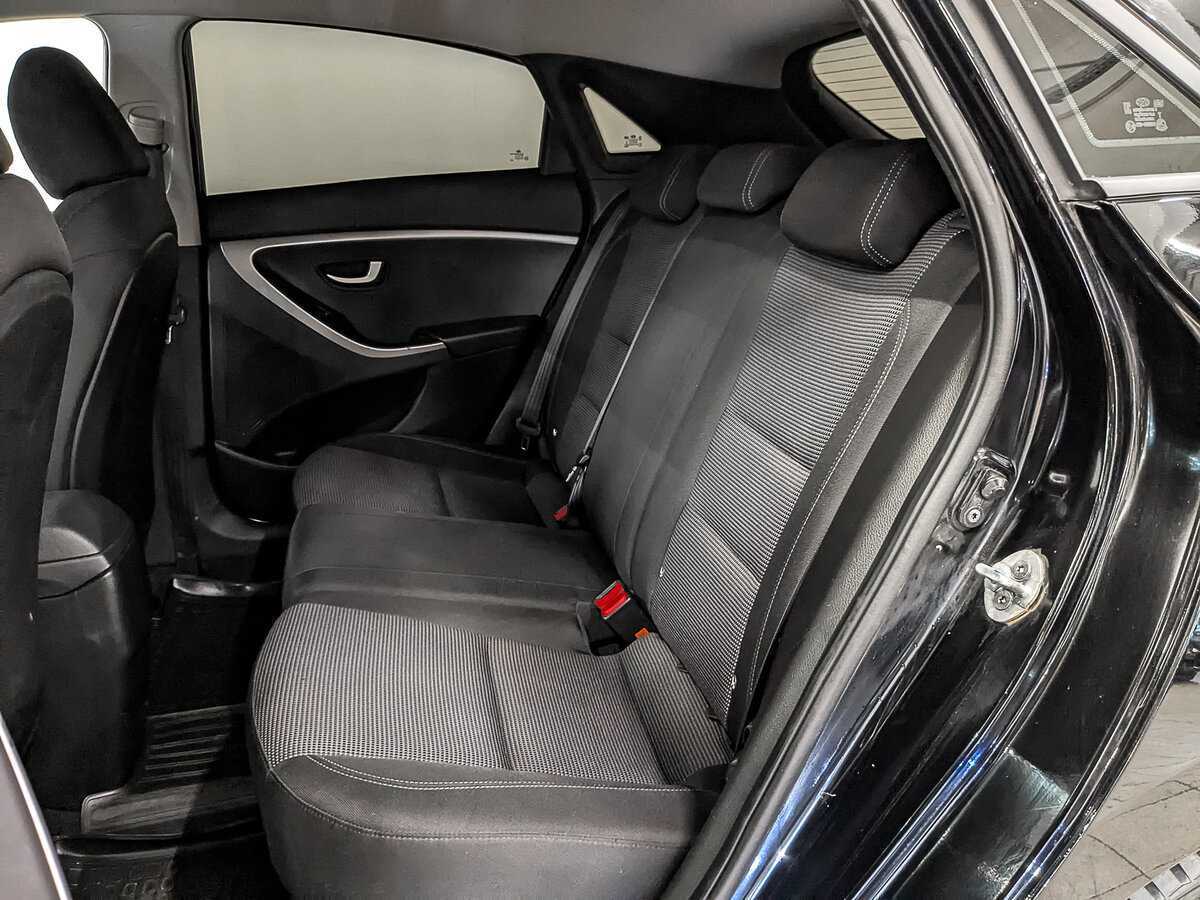 Hyundai i30 с пробегом — 2015 год. Фото: #17