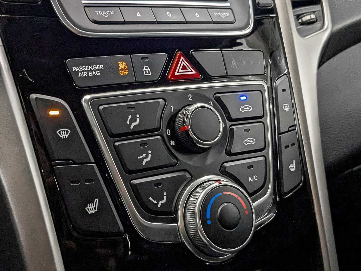 Hyundai i30 с пробегом — 2015 год. Фото: #20