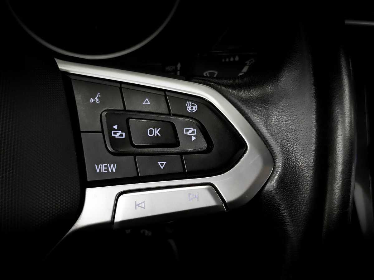 Volkswagen Tiguan с пробегом — 2021 год. Фото: #26