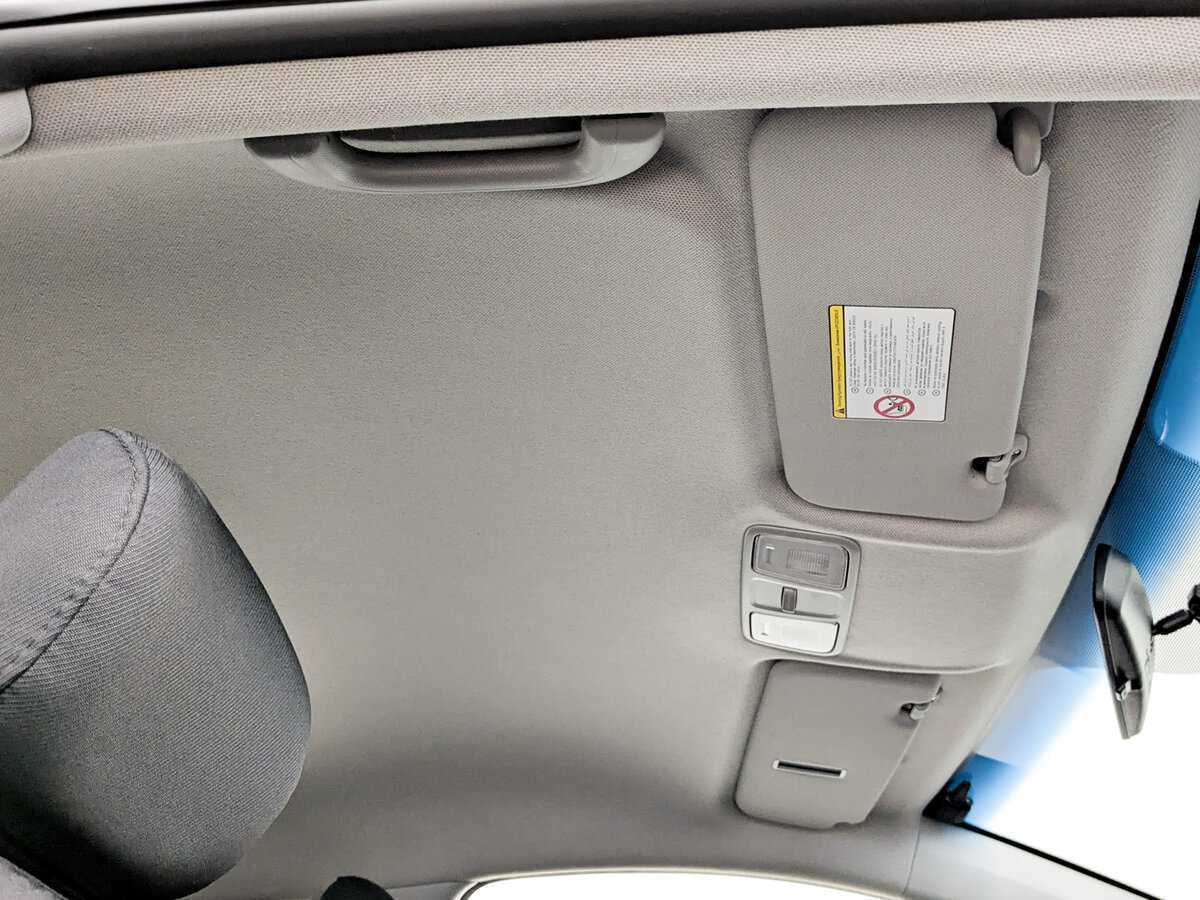 Kia Rio с пробегом — 2015 год. Фото: #18