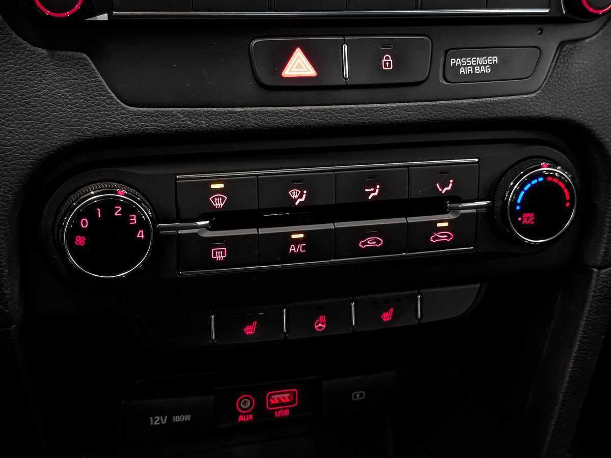 Kia Ceed с пробегом — 2018 год. Фото: #18