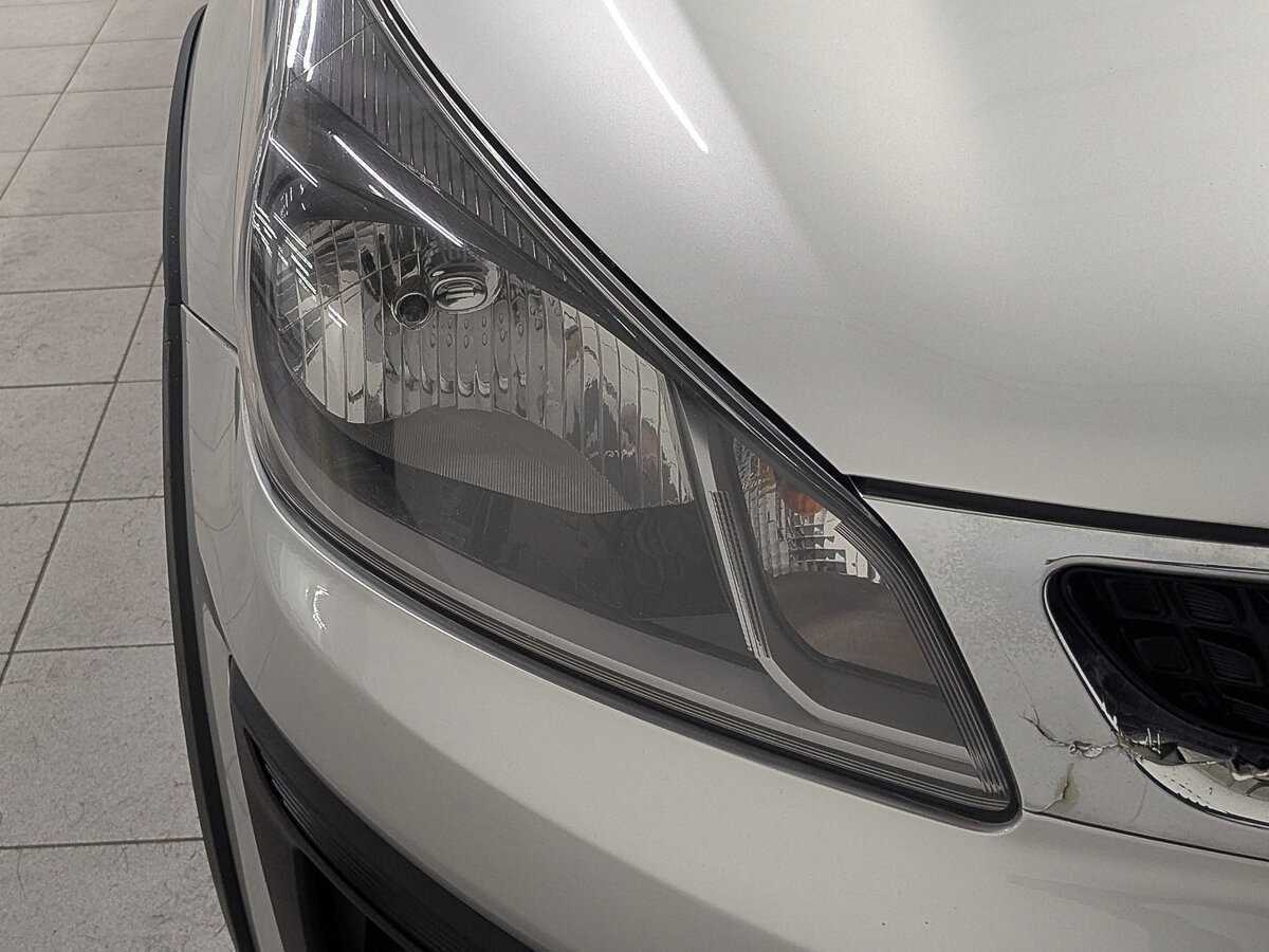 Kia Rio с пробегом — 2020 год. Фото: #10