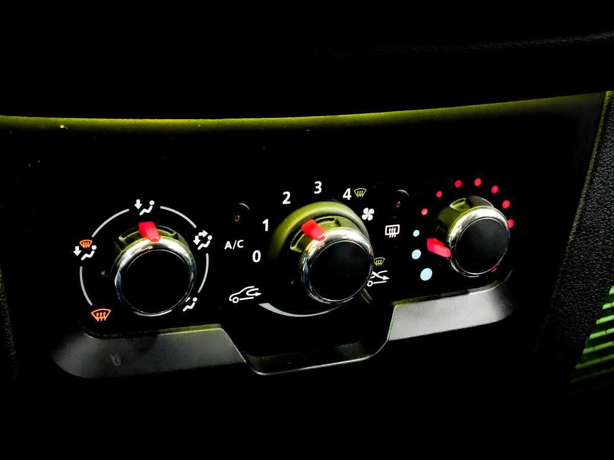 Lada (ВАЗ) XRAY с пробегом — 2019 год. Фото: #24