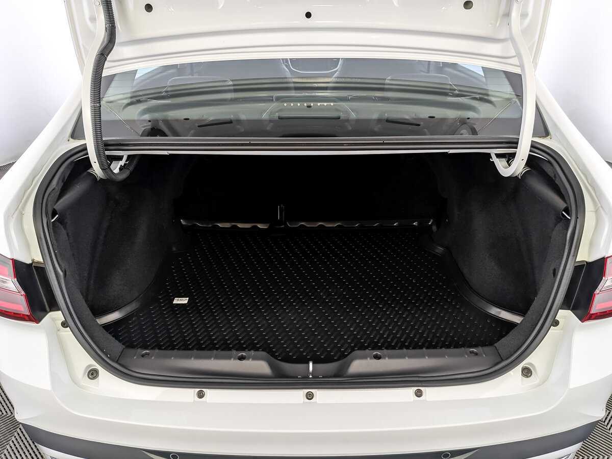 Lada (ВАЗ) Vesta с пробегом — 2024 год. Фото: #9