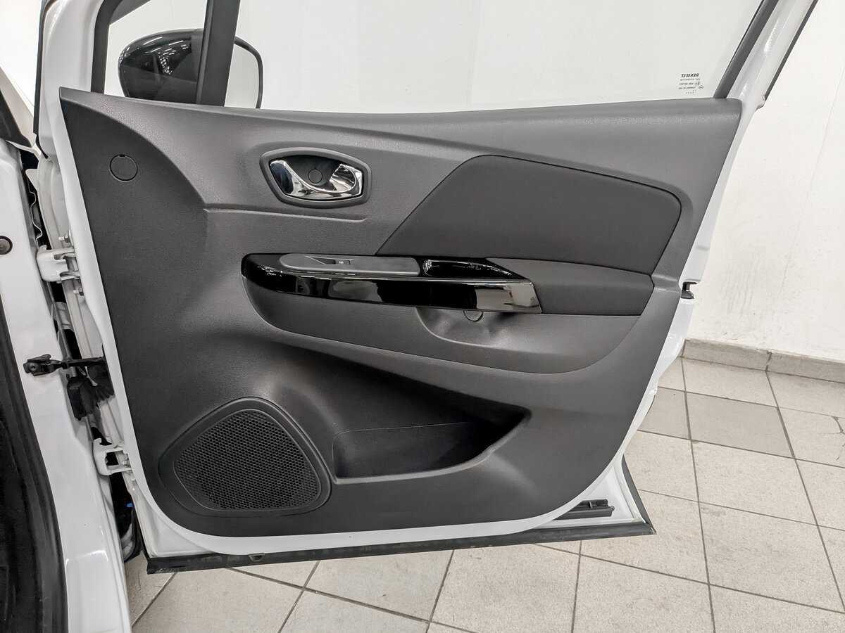 Renault Kaptur с пробегом — 2018 год. Фото: #21