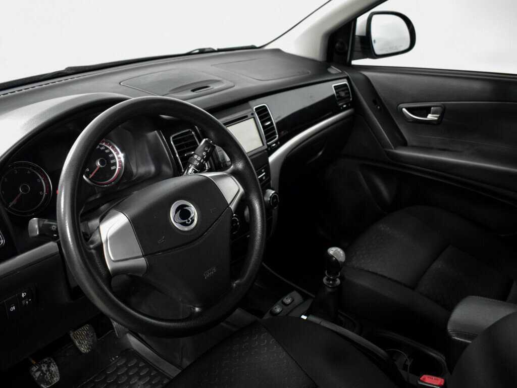 SsangYong Actyon с пробегом — 2012 год. Фото: #8