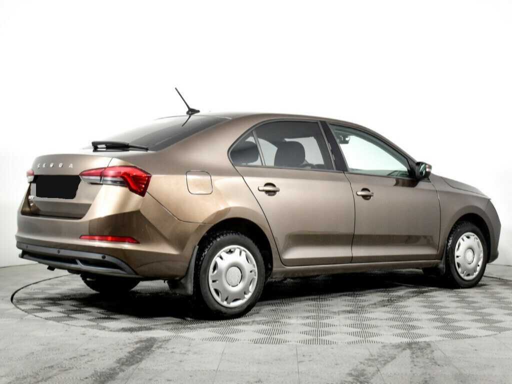Skoda Rapid с пробегом — 2020 год. Фото: #4