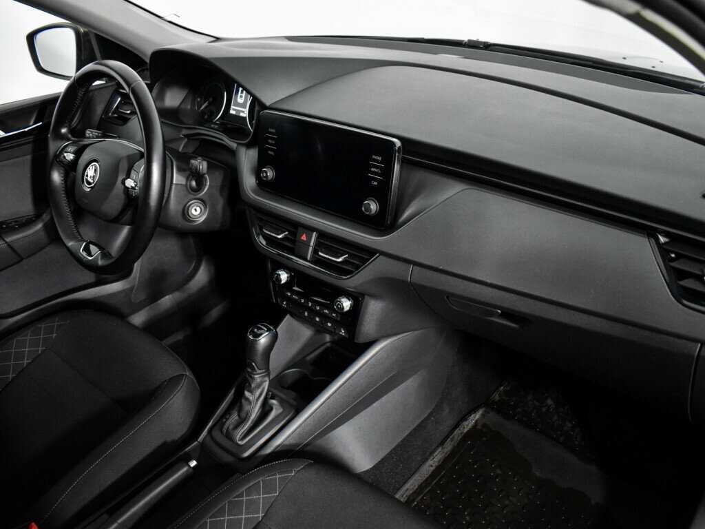 Skoda Rapid с пробегом — 2020 год. Фото: #11