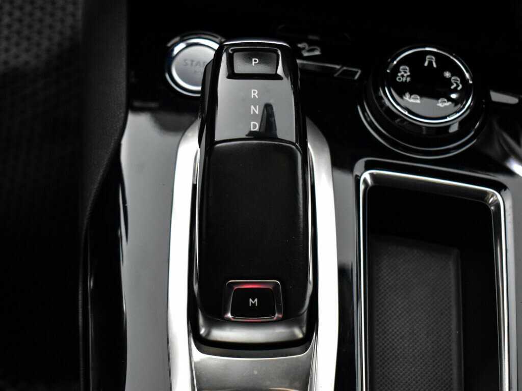 Peugeot 3008 с пробегом — 2018 год. Фото: #12