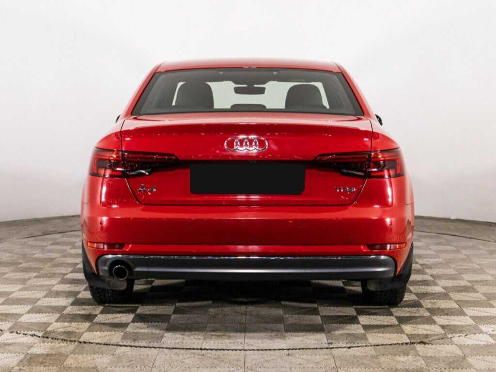 Audi A4 с пробегом — 2015 год. Фото: #5