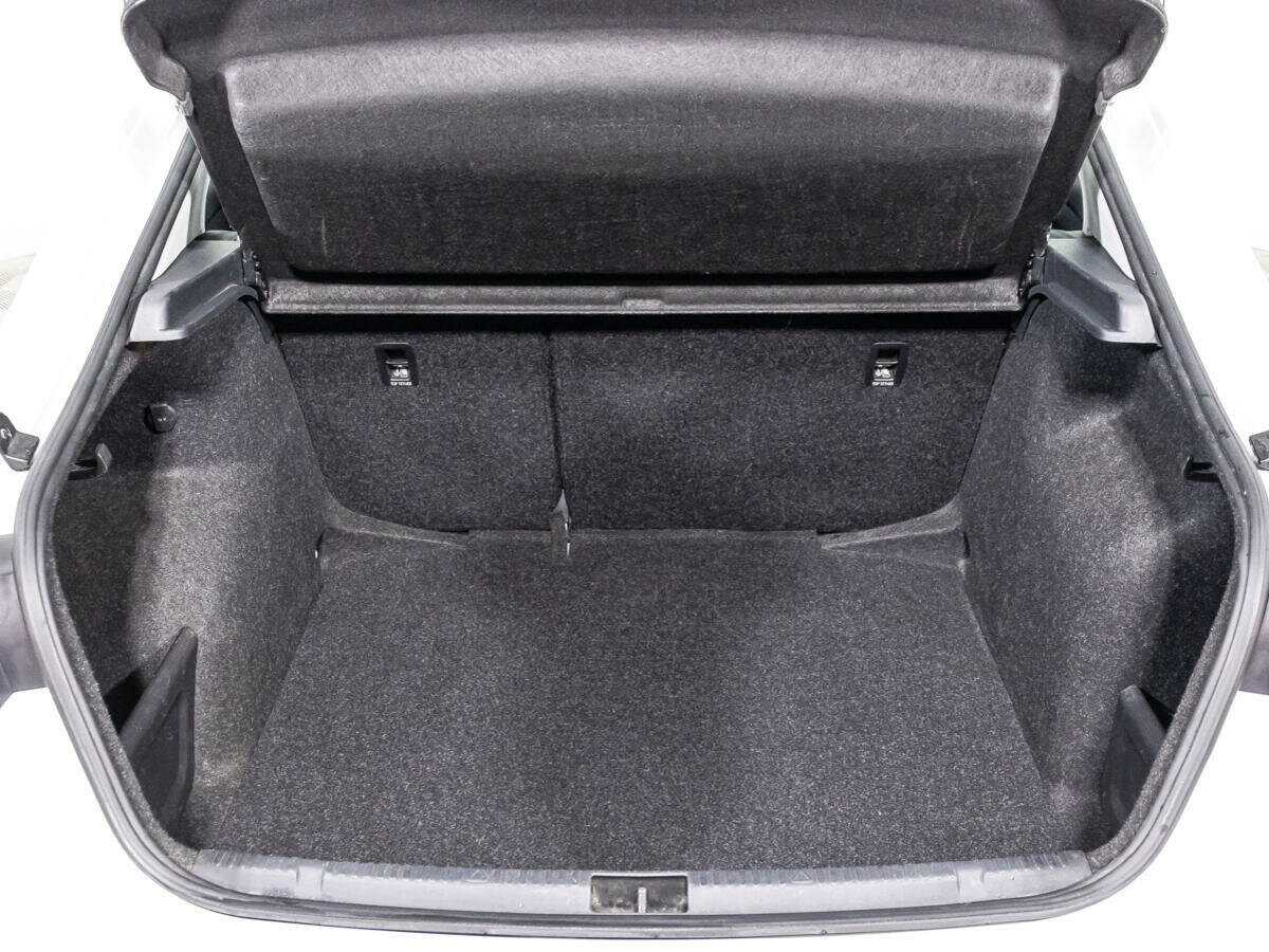 Skoda Rapid с пробегом — 2021 год. Фото: #14