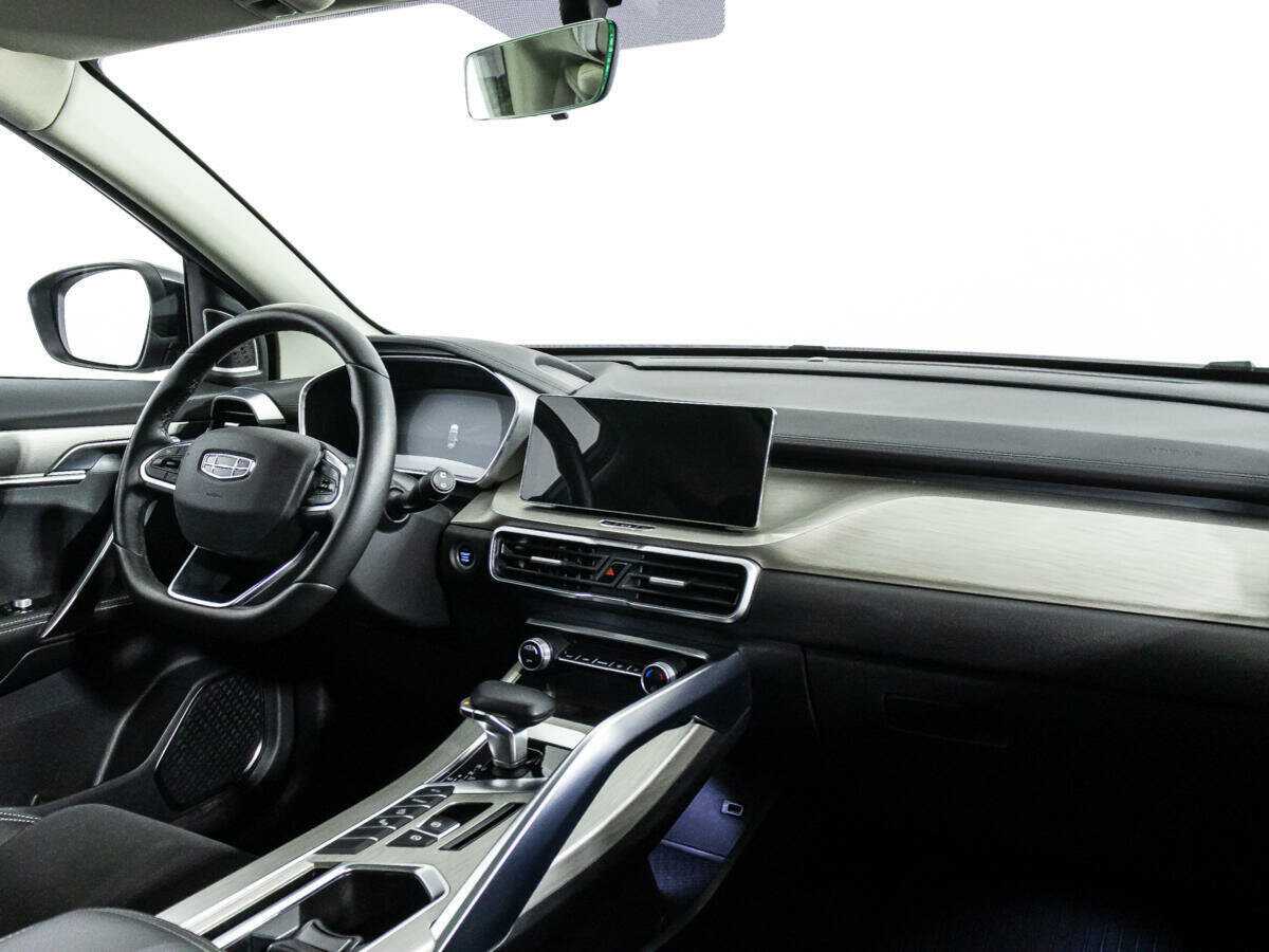 Geely Coolray с пробегом — 2022 год. Фото: #8