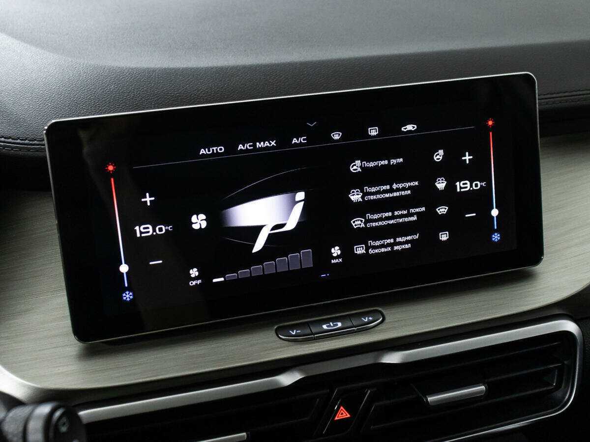 Geely Coolray с пробегом — 2022 год. Фото: #17