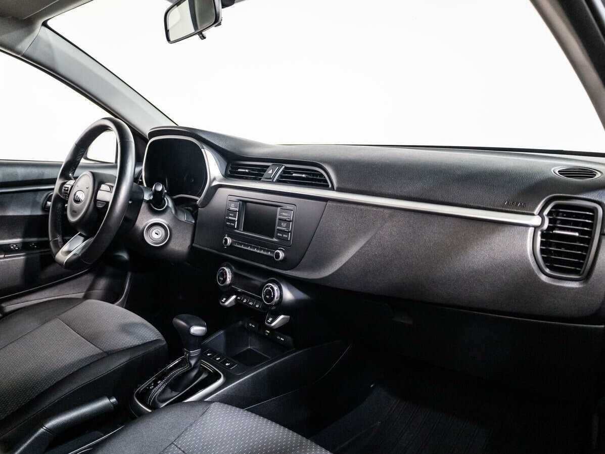 Kia Rio с пробегом — 2021 год. Фото: #7