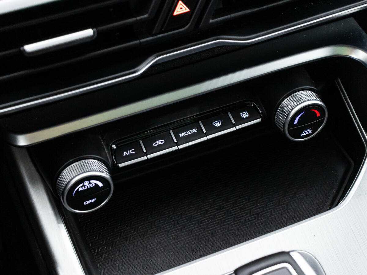 Geely Coolray с пробегом — 2022 год. Фото: #20