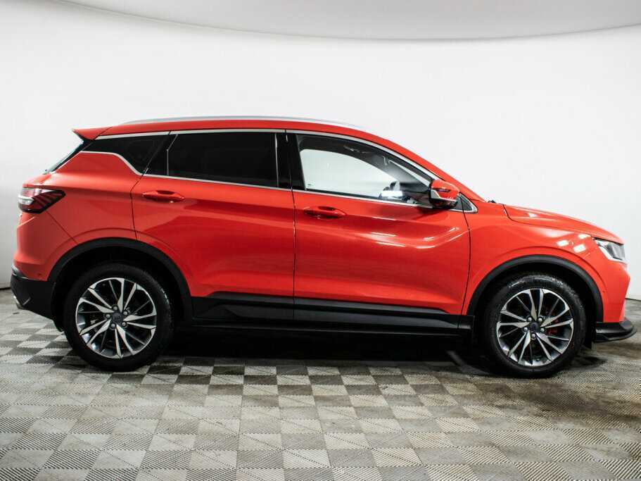 Geely Coolray с пробегом — 2022 год. Фото: #3