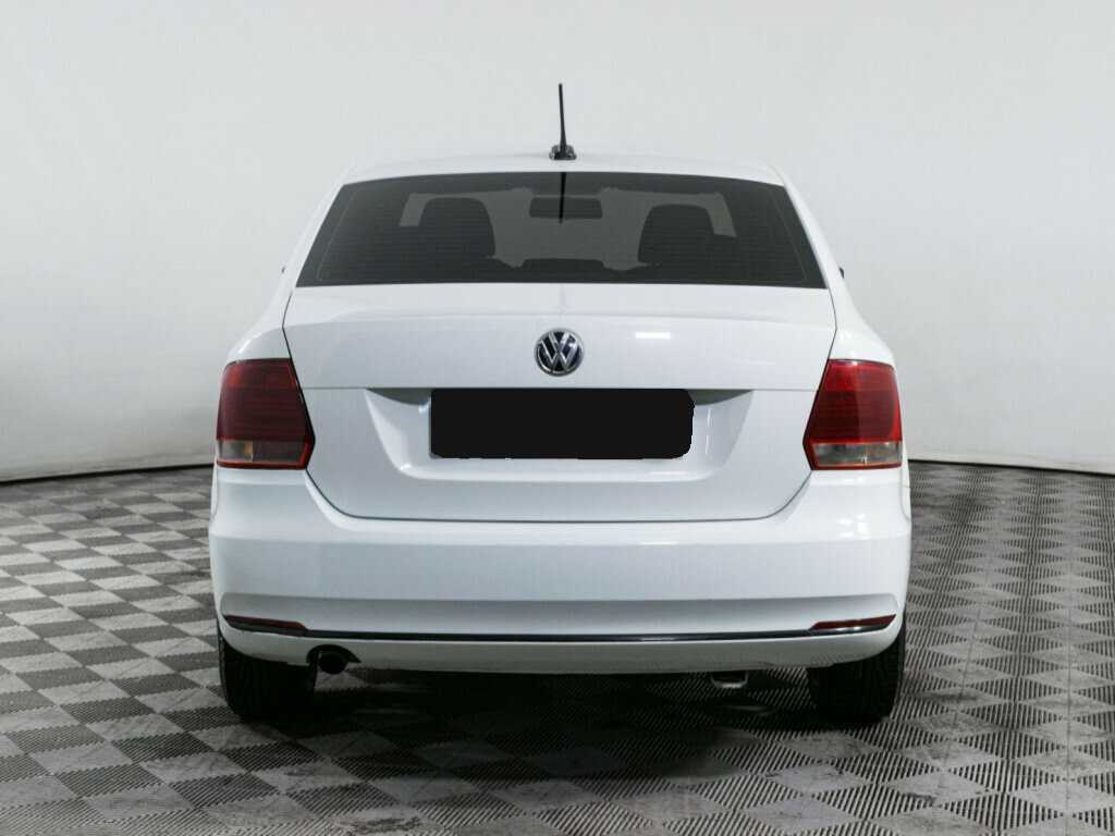 Volkswagen Polo с пробегом — 2019 год. Фото: #4