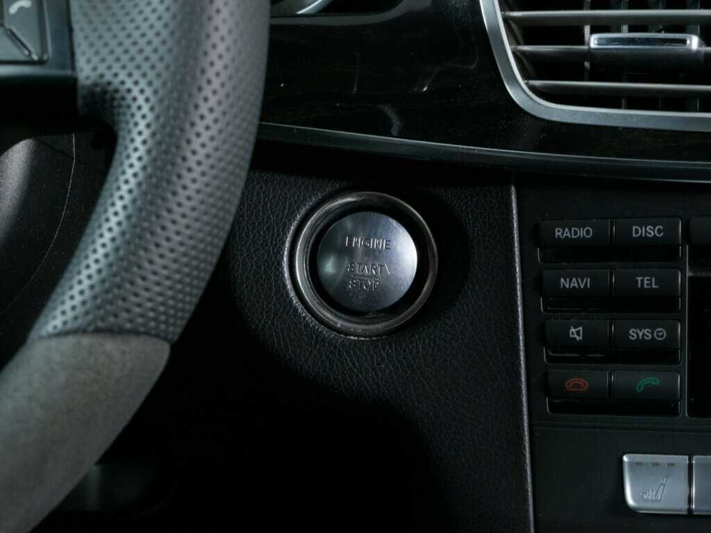 Mercedes-Benz E-Класс с пробегом — 2013 год. Фото: #13