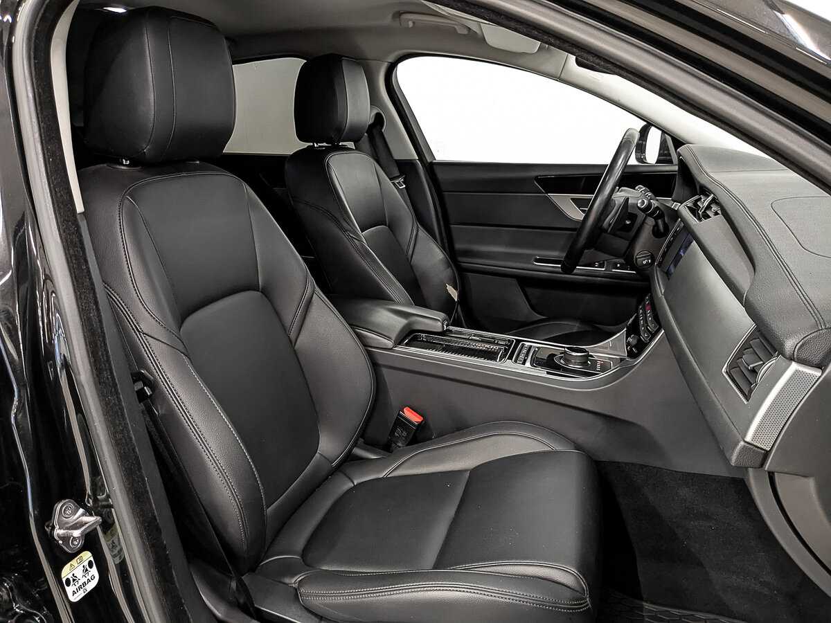 Jaguar XF с пробегом — 2017 год. Фото: #21