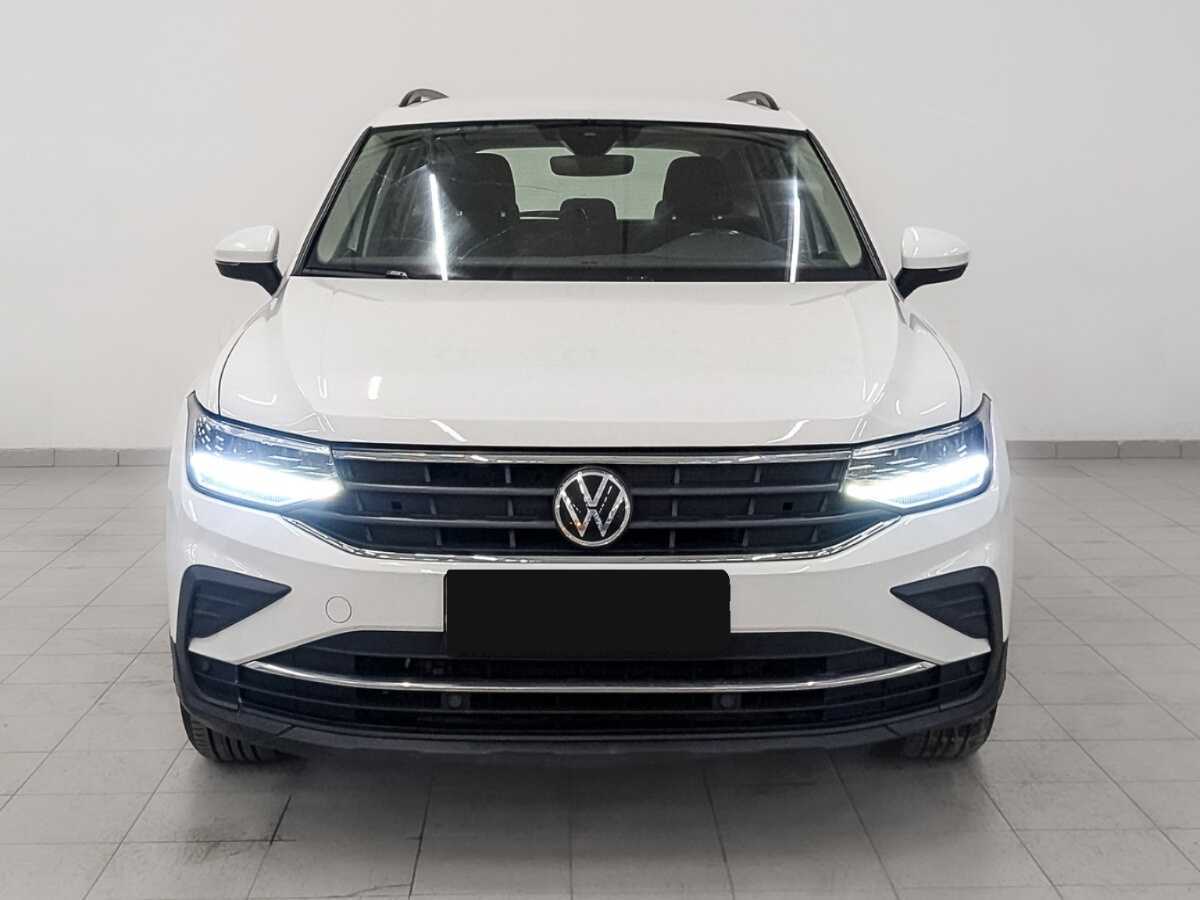 Volkswagen Tiguan с пробегом — 2021 год. Фото: #1