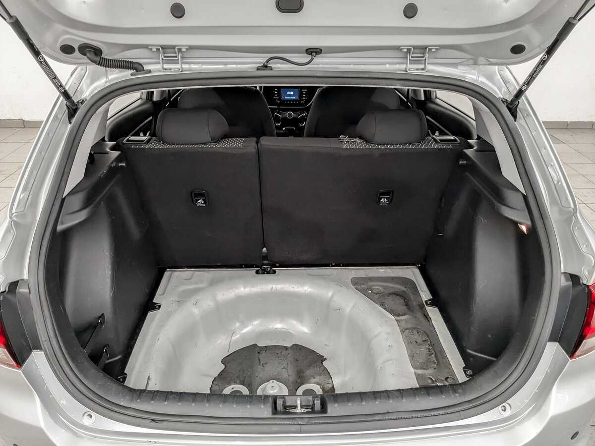 Kia Rio с пробегом — 2020 год. Фото: #9