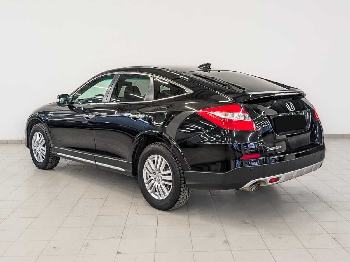 Honda Crosstour с пробегом — 2014 год. Фото: #6
