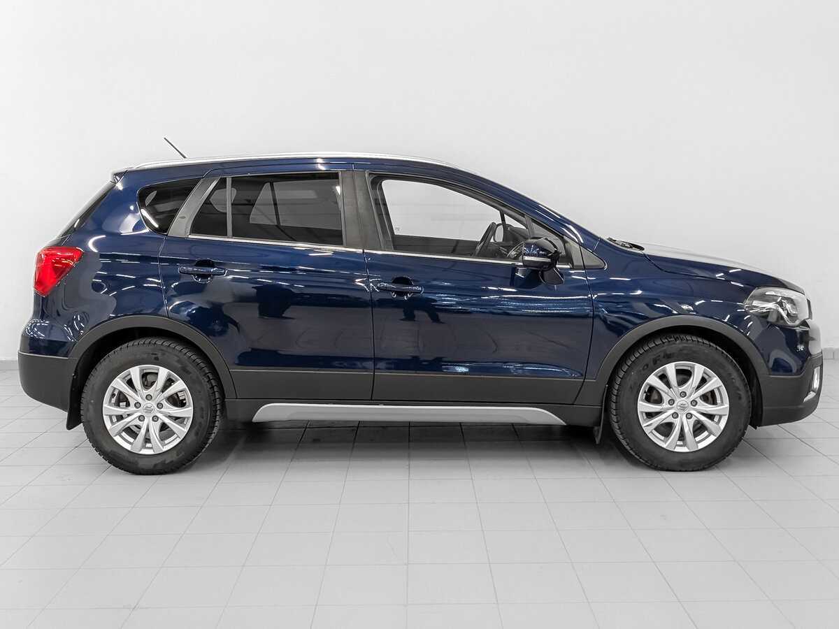 Suzuki SX4 с пробегом — 2017 год. Фото: #3