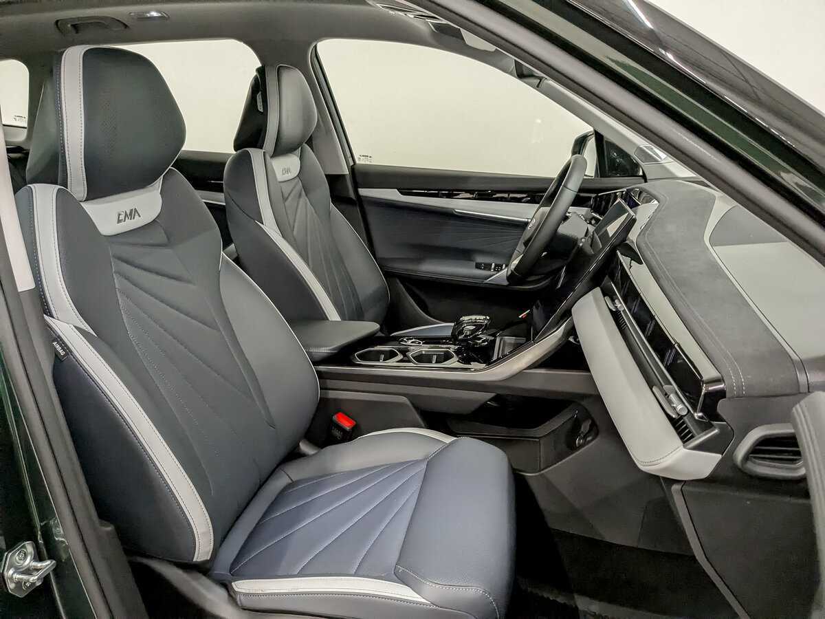 Geely Atlas с пробегом — 2024 год. Фото: #21