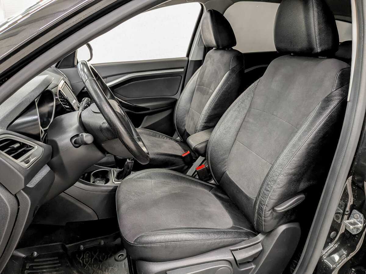 Lada (ВАЗ) Vesta с пробегом — 2019 год. Фото: #19