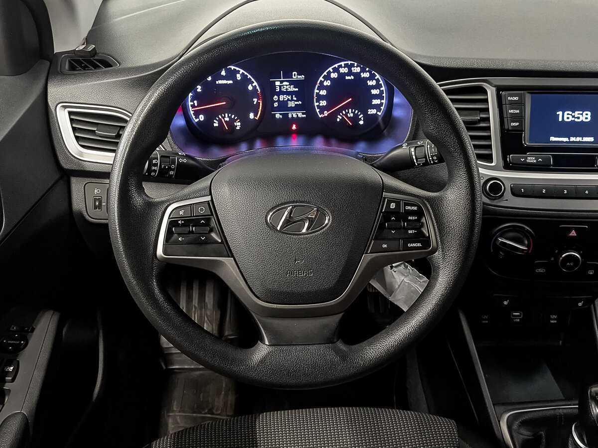 Hyundai Solaris с пробегом — 2020 год. Фото: #19