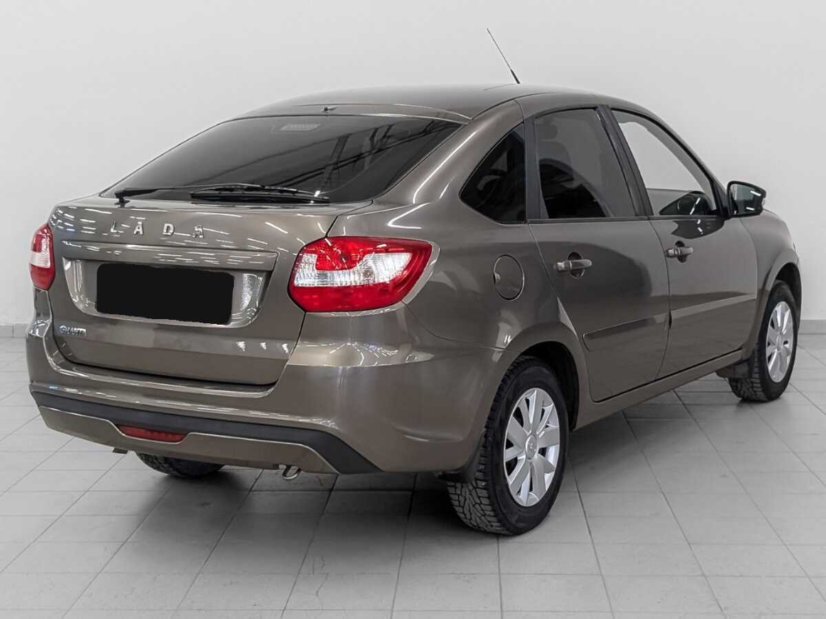 Lada (ВАЗ) Granta с пробегом — 2020 год. Фото: #4