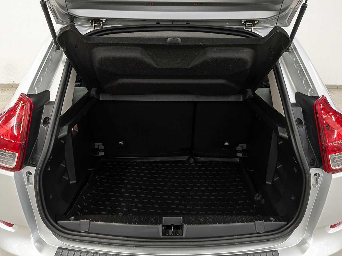 Lada (ВАЗ) XRAY с пробегом — 2019 год. Фото: #9